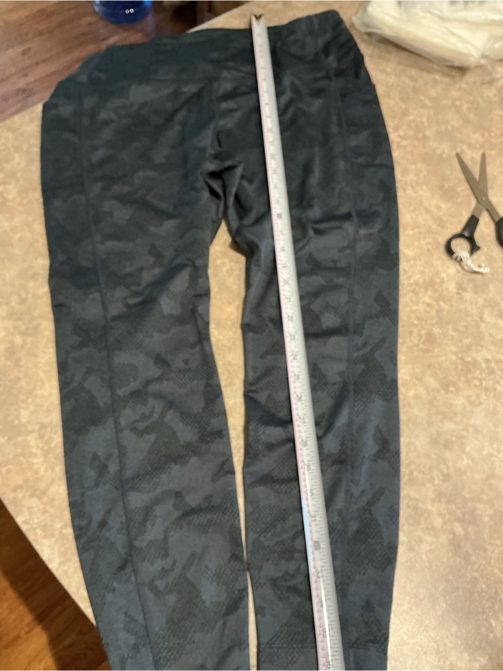 Mondetta Dark Gray Black Camo Leggings
